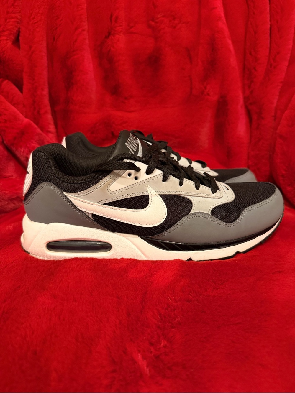 Nike Men’s Black Gray White Air Max Correlate Sneakers Size 11 - Picture 3 of 9
